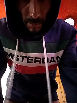 weedmanhot28 online show from October 20, 2025, 7:14 pm