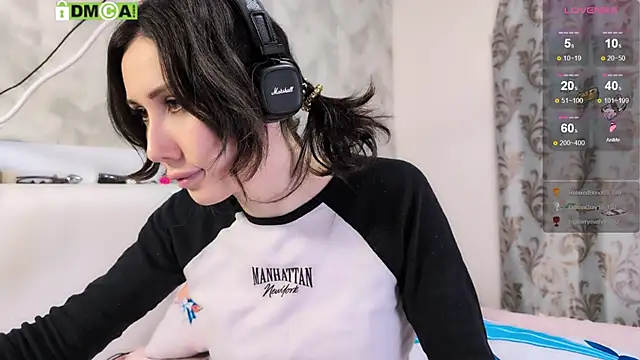 Snapshot of KawaiiNullify chatting on November 3, 2025, 4:08 pm KawaiiNullify online show from November 3, 2025, 4:08 pm