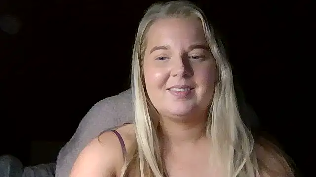 Jessica69G online show from December 1, 2025, 10:37 pm
