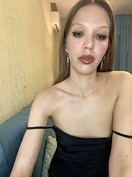 KateMariett online show from May 4, 2026, 9:22 pm