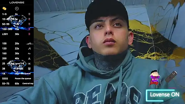 Snapshot of Kevin22_222 chatting on September 24, 2025, 5:44 am Kevin22 222 online show from September 24, 2025, 5:44 am