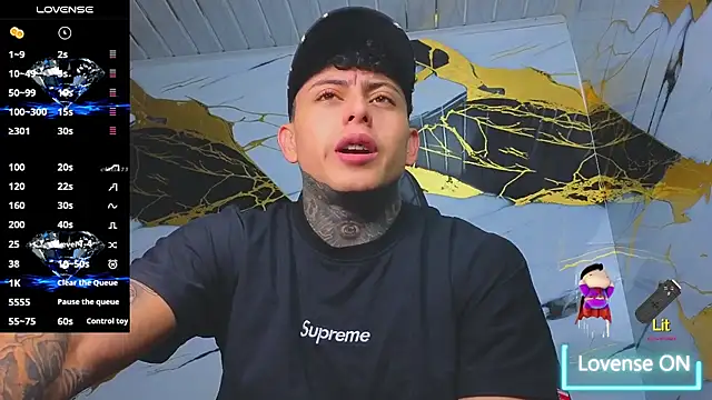 Snapshot of Kevin22_222 chatting on September 29, 2025, 5:12 am Kevin22 222 online show from September 29, 2025, 5:12 am