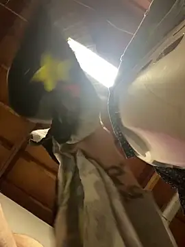 Snapshot of bighung1990 chatting on October 20, 2025, 7:36 pm bighung1990 online show from October 20, 2025, 7:36 pm