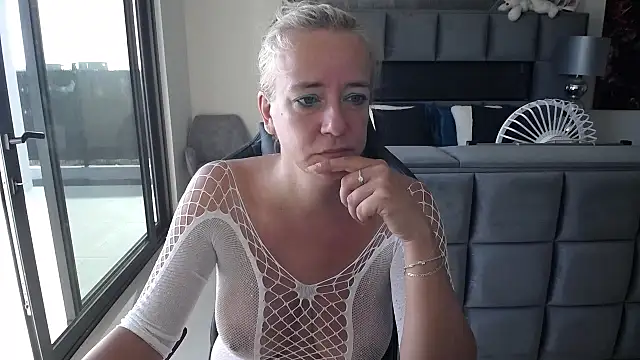 Wendysexyx online show from February 22, 2026, 12:04 pm