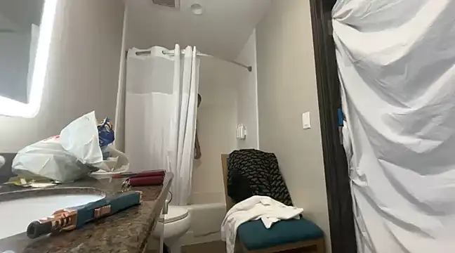 Snapshot of RawRyder8 chatting on December 26, 2024, 3:06 am RawRyder8 online show from December 26, 2024, 3:06 am