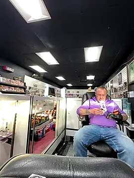 Snapshot of RawRyder8 chatting on November 13, 2025, 11:47 pm RawRyder8 online show from November 13, 2025, 11:47 pm