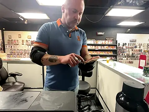 Snapshot of RawRyder8 chatting on November 26, 2025, 2:23 am RawRyder8 online show from November 26, 2025, 2:23 am