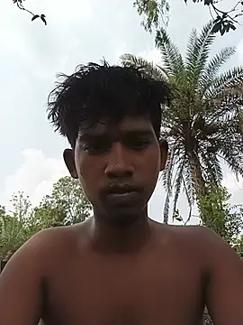 Snapshot of Reju7768 chatting on June 2, 2026, 7:43 am Reju7768 online show from June 2, 2026, 7:43 am