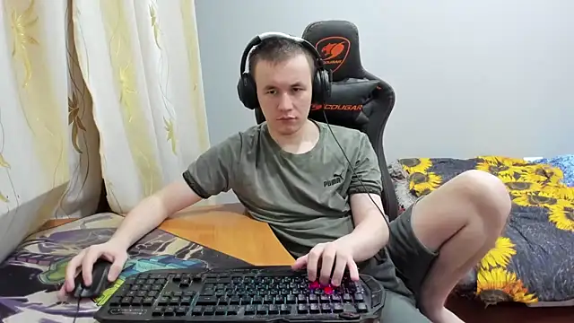 iliaskrislove online show from October 24, 2025, 1:35 am