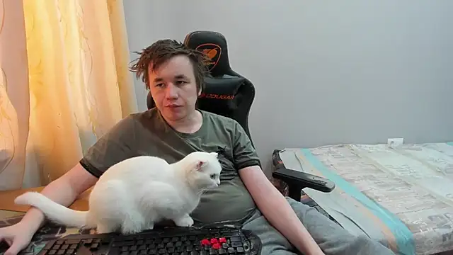 iliaskrislove online show from February 25, 2026, 5:17 am