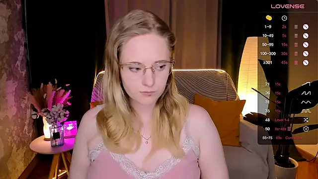 Aemilia  online show from March 4, 2026, 8:31 am