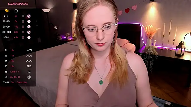 Snapshot of Aemilia_ chatting on May 24, 2026, 8:52 am Aemilia online show from May 24, 2026, 8:52 am