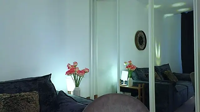 Snapshot of babilonian chatting on January 28, 2025, 12:11 pm babilonian online show from January 28, 2025, 12:11 pm