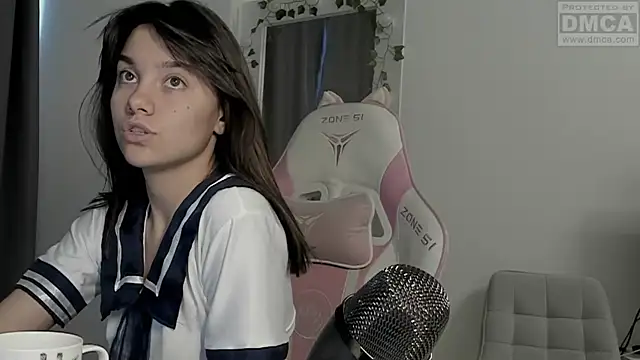 MashkaRay online show from October 7, 2025, 6:43 am