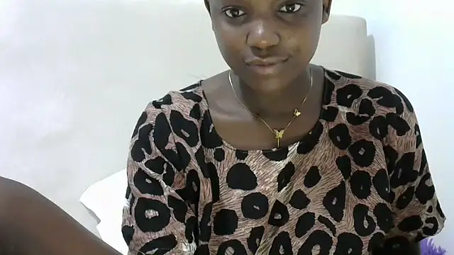 Snapshot of Latiffagodess chatting on September 24, 2025, 8:12 pm Latiffagodess online show from September 24, 2025, 8:12 pm