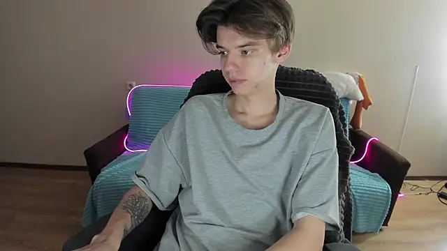 Snapshot of Liam_sexy1 chatting on December 4, 2024, 8:23 am Liam sexy1 online show from December 4, 2024, 8:23 am