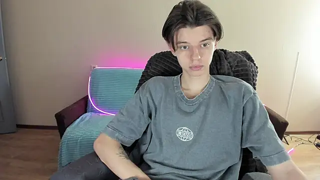 Snapshot of Liam_sexy1 chatting on December 22, 2024, 7:54 am Liam sexy1 online show from December 22, 2024, 7:54 am