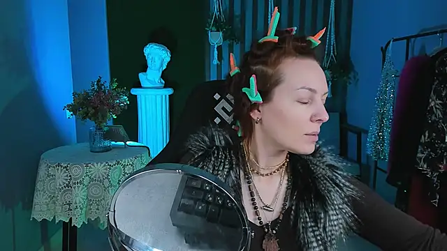 Snapshot of VandaRossi chatting on January 19, 2025, 5:48 am VandaRossi online show from January 19, 2025, 5:48 am