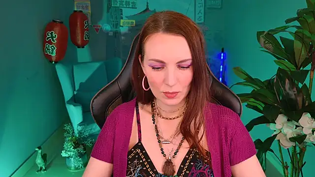 Snapshot of VandaRossi chatting on January 31, 2025, 11:24 am VandaRossi online show from January 31, 2025, 11:24 am