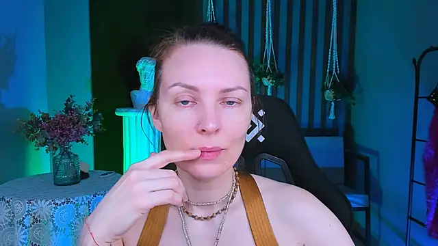 Snapshot of VandaRossi chatting on February 7, 2025, 5:10 am VandaRossi online show from February 7, 2025, 5:10 am