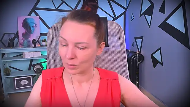 Snapshot of VandaRossi chatting on September 19, 2025, 10:27 am VandaRossi online show from September 19, 2025, 10:27 am