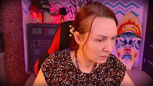 Snapshot of VandaRossi chatting on November 4, 2025, 9:52 am VandaRossi online show from November 4, 2025, 9:52 am