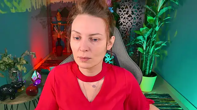 Snapshot of VandaRossi chatting on November 14, 2025, 9:52 am VandaRossi online show from November 14, 2025, 9:52 am