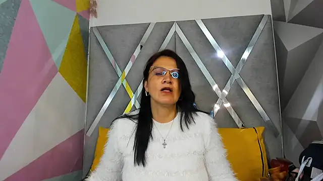 Mulan sexy01 online show from November 3, 2025, 7:48 pm