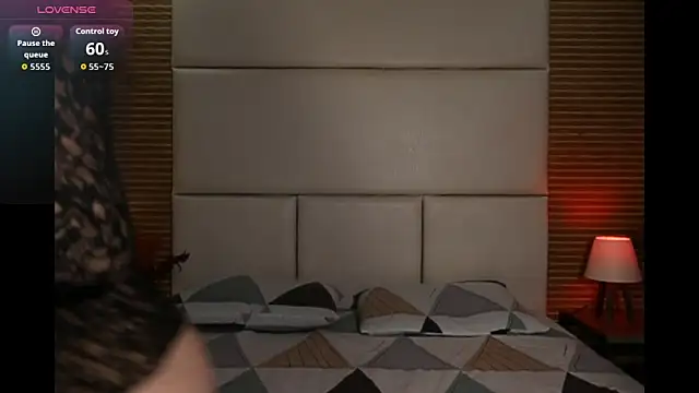 Snapshot of AliceBellamy chatting on March 24, 2026, 2:27 am AliceBellamy online show from March 24, 2026, 2:27 am