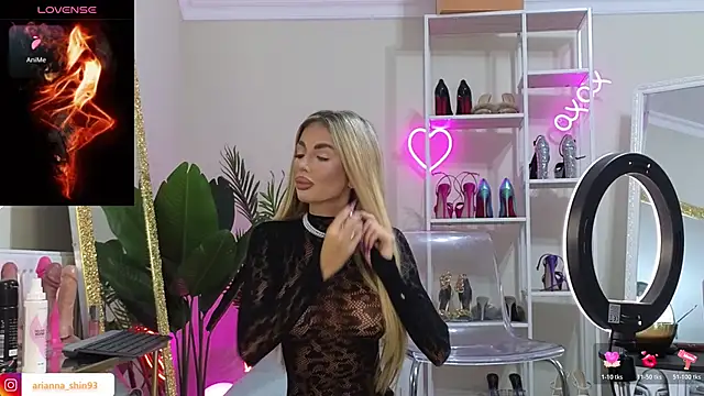 ArianaArianna online show from December 20, 2025, 8:43 am