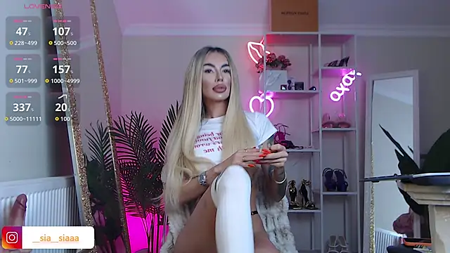 ArianaArianna online show from March 6, 2026, 9:17 am