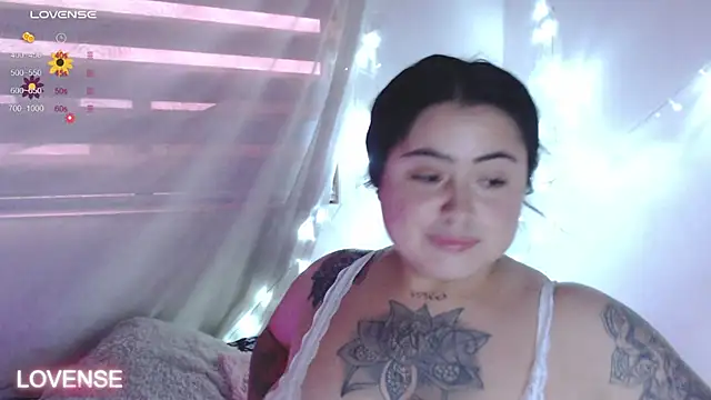 PamelaDoouce online show from January 11, 2025, 11:02 am