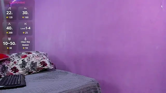 Snapshot of ambersmitx chatting on February 6, 2026, 10:02 pm ambersmitx online show from February 6, 2026, 10:02 pm