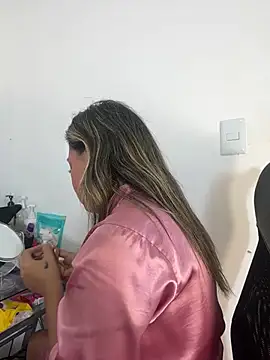 AriannaTorres online show from April 24, 2026, 11:45 am