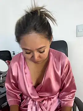 AriannaTorres online show from April 28, 2026, 11:59 am