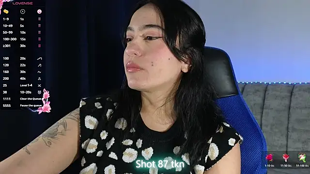 ZaraDames  online show from June 27, 2026, 4:39 am