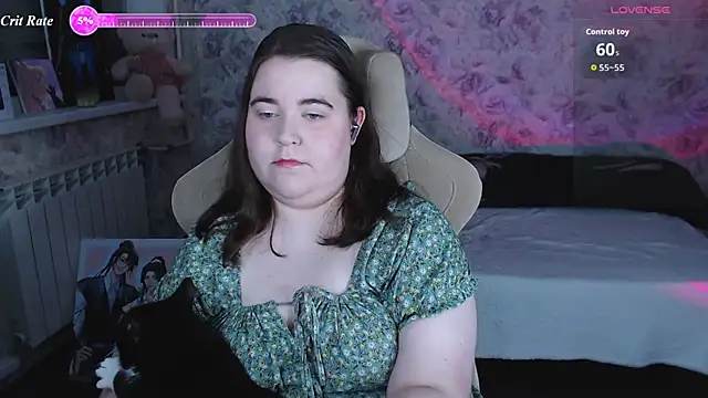 Snapshot of Estelle_Hicks chatting on August 2, 2026, 7:45 pm Estelle Hicks online show from August 2, 2026, 7:45 pm