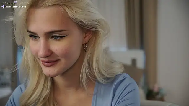 Snapshot of ChloeCoral chatting on December 1, 2024, 10:21 pm ChloeCoral online show from December 1, 2024, 10:21 pm