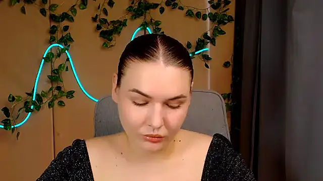 Snapshot of Glory_air chatting on May 11, 2026, 6:41 am Glory air online show from May 11, 2026, 6:41 am