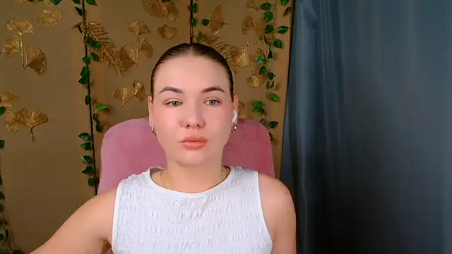 Snapshot of Glory_air chatting on June 20, 2026, 4:37 am Glory air online show from June 20, 2026, 4:37 am