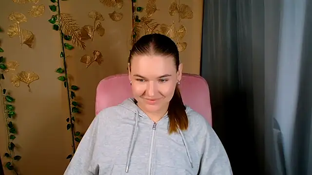 Snapshot of Glory_air chatting on July 28, 2026, 11:17 am Glory air online show from July 28, 2026, 11:17 am
