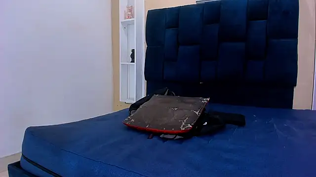 Jhonn Rhyss online show from February 13, 2025, 8:17 am