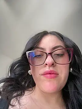 Snapshot of KatteWise chatting on July 16, 2026, 4:35 pm KatteWise online show from July 16, 2026, 4:35 pm