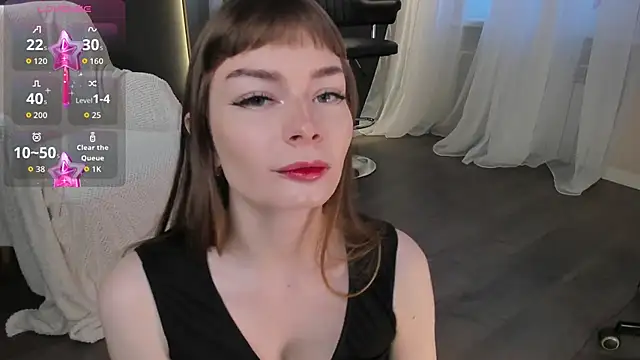 Snapshot of EvaSelin chatting on October 15, 2025, 5:07 am EvaSelin online show from October 15, 2025, 5:07 am