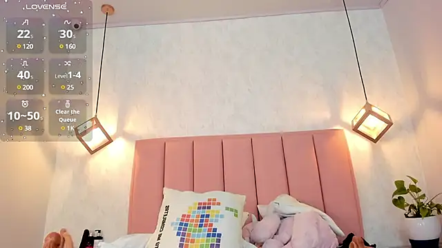 Snapshot of SUNNYCYRUS chatting on January 15, 2025, 10:57 pm SUNNYCYRUS online show from January 15, 2025, 10:57 pm