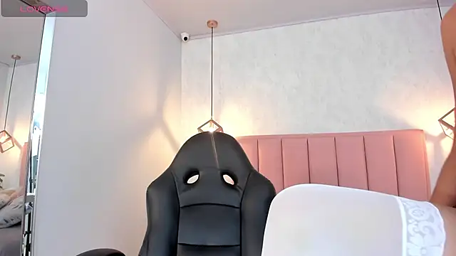 Snapshot of SUNNYCYRUS chatting on March 3, 2025, 7:28 pm SUNNYCYRUS online show from March 3, 2025, 7:28 pm