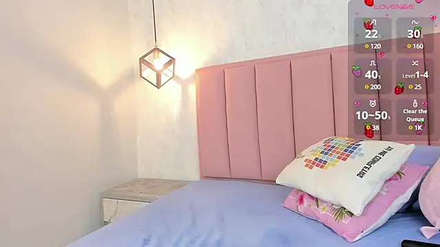 Snapshot of SUNNYCYRUS chatting on March 12, 2025, 10:50 pm SUNNYCYRUS online show from March 12, 2025, 10:50 pm