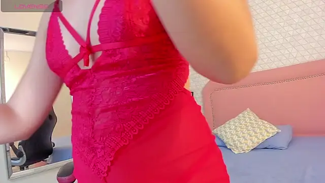 Snapshot of SUNNYCYRUS chatting on September 9, 2025, 12:37 pm SUNNYCYRUS online show from September 9, 2025, 12:37 pm