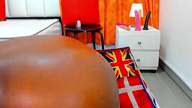 Snapshot of natasha_sexy69 chatting on December 5, 2024, 2:33 pm natasha sexy69 online show from December 5, 2024, 2:33 pm