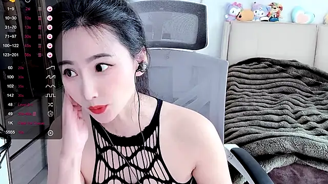 FeiFei-babe online show from February 27, 2025, 7:44 am